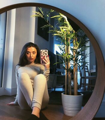 Full leaked Bambinobecky private photo