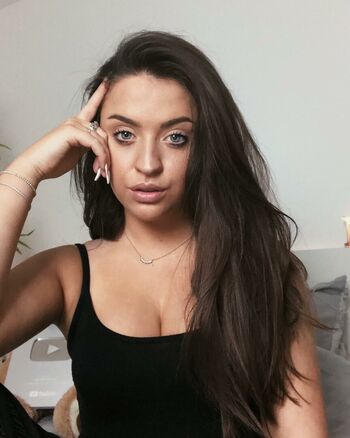 Full leaked Bambinobecky private photo