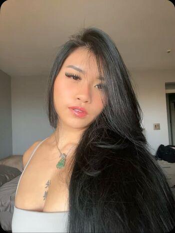 Full leaked Banhmibaddie private photo