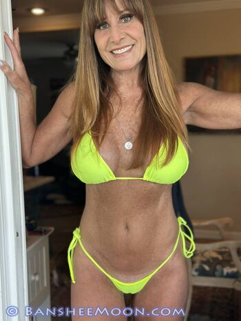 Full leaked Bansheemoon private photo