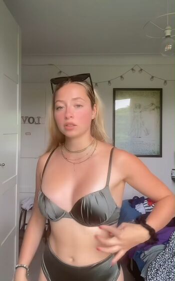 Full leaked Barby power private photo