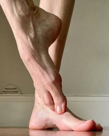 Full leaked Barearchedbeauty page private photo