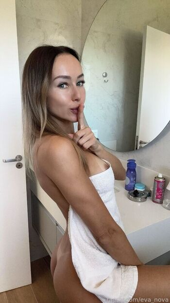 Full leaked Barewhimsy private photo