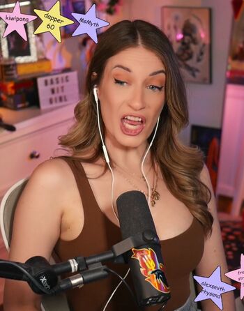 Full leaked Basicwitgirl page private photo