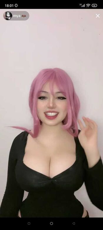 Full leaked Bat spitt private photo