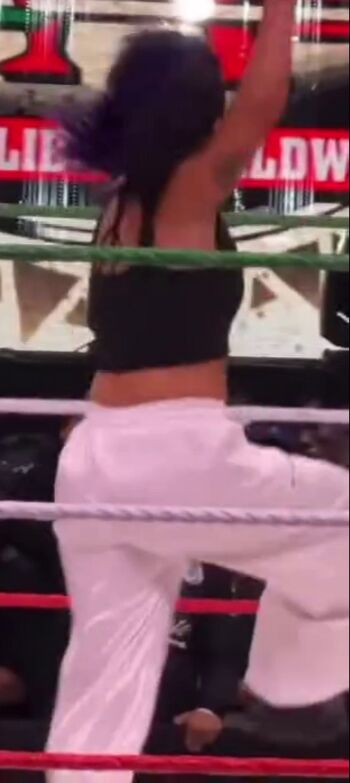Full leaked Bayley page private photo