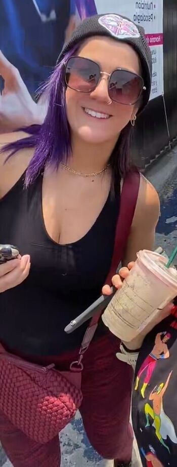 Full leaked Bayley private photo