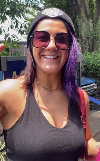 Full leaked Bayley private photo