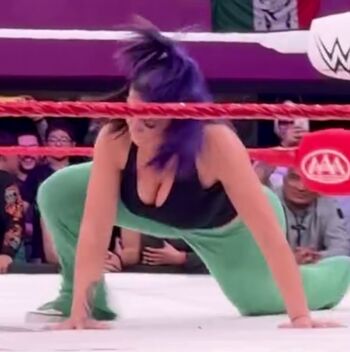 Full leaked Bayley private photo
