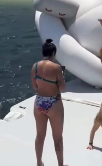Full leaked Bayley private photo