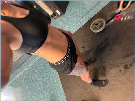 Full leaked Bayley private photo