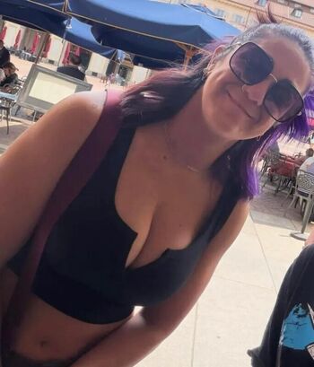Full leaked Bayley private photo