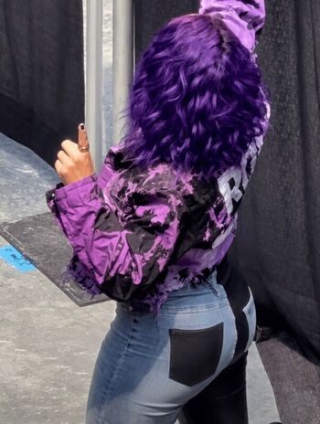 Full leaked Bayley private photo