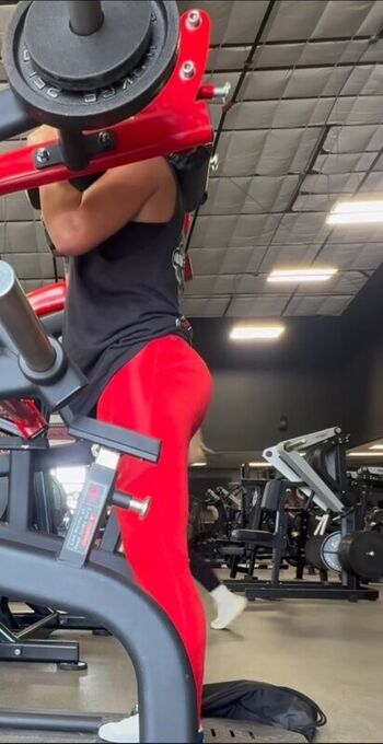Full leaked Bayley private photo