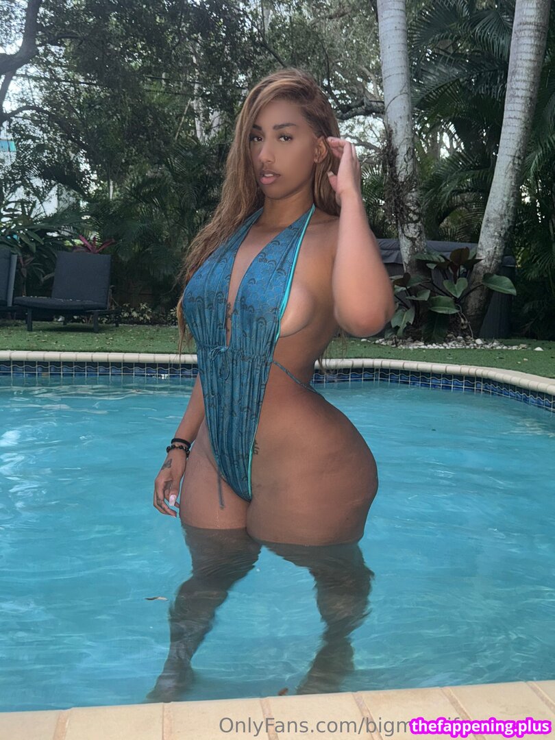 BBC Dildo Solos / Riding / Stroking / Sucking / etc. / https: / lyssaoficiall / talitasilvx Naken OnlyFans Foto #398