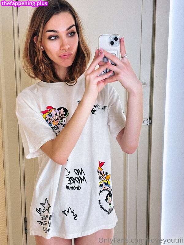 Tisha / bbgirltiiisha / hiitsmetisha / https: / iloveyoutiii Nacktes OnlyFans Foto #11