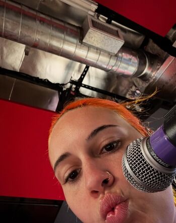 Full leaked Bea miller private photo