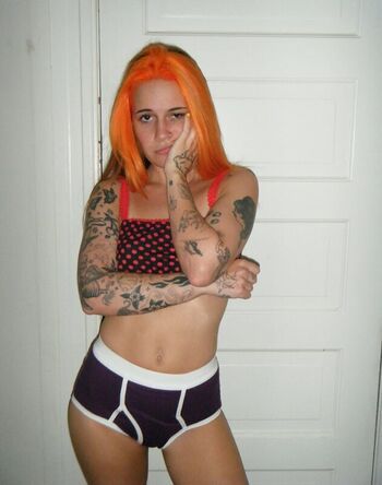 Full leaked Bea miller private photo