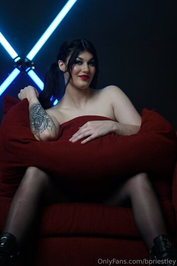 Bea Priestley | Blair Davenport