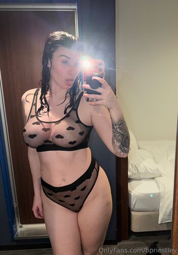 Full leaked Bea priestley private photo