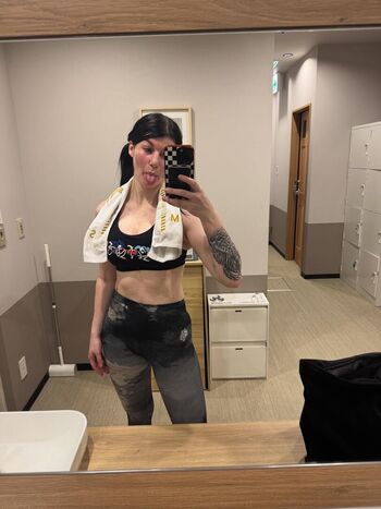 Full leaked Bea priestley page private photo