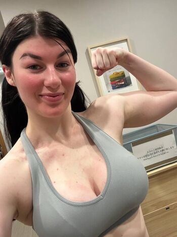 Full leaked Bea priestley page private photo