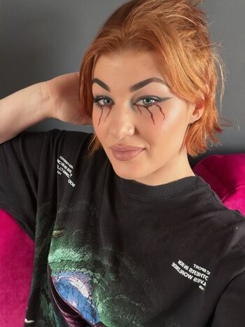 Full leaked Bea priestley private photo
