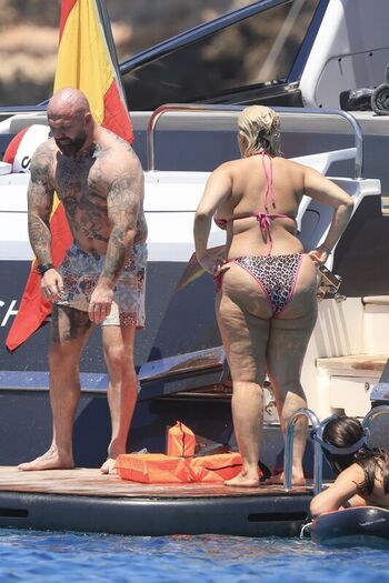 Full leaked Bebe rexha private photo
