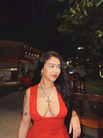 Full leaked Beca barreto private photo