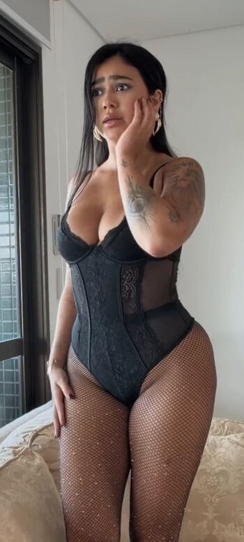 Full leaked Beca barreto private photo