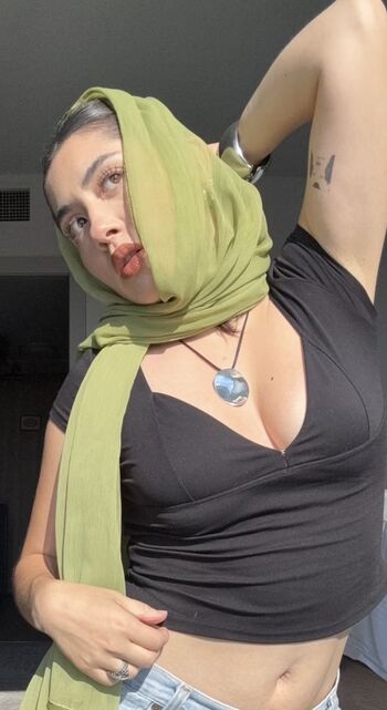Full leaked Becoolandi private photo