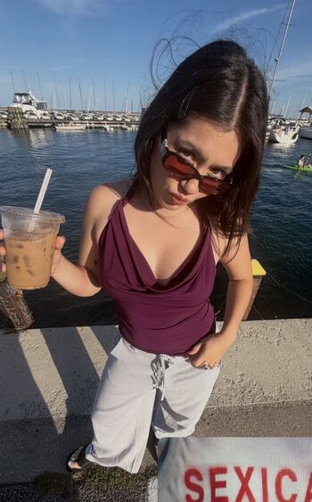 Full leaked Becoolandi private photo