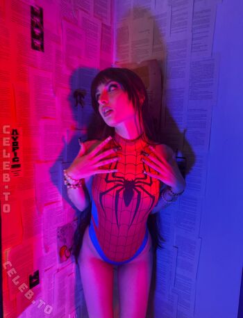 Full leaked Beebee page private photo