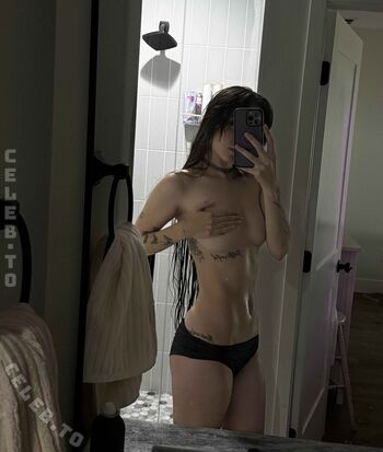 Full leaked Beebee page private photo