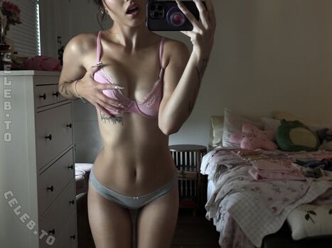 Full leaked Beebee page private photo