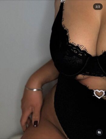 Full leaked Beevbabe private photo