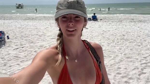 Full leaked Beez asmr private photo
