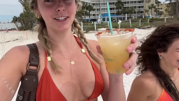 Full leaked Beez asmr private photo