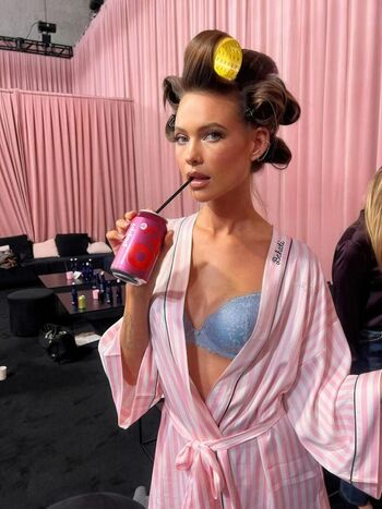 Behati Prinsloo