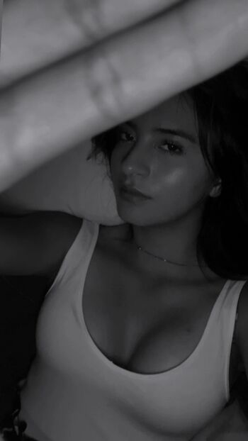 Full leaked Beks guerra private photo
