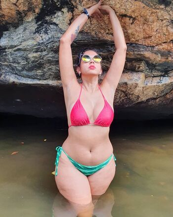 Full leaked Bel cosplay private photo