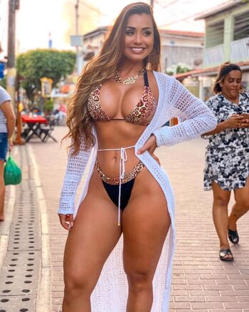 Full leaked Bella araujo private photo