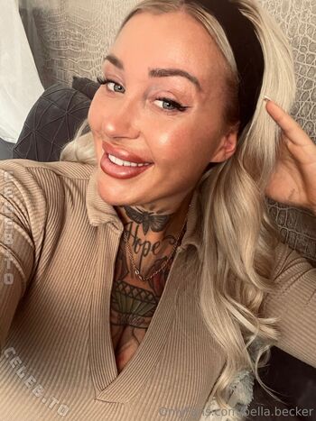 Full leaked Bella becker private photo