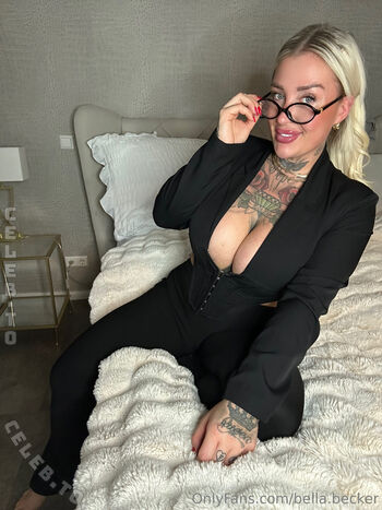 Full leaked Bella becker private photo