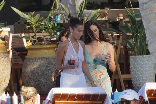 Full leaked Bella hadid private photo