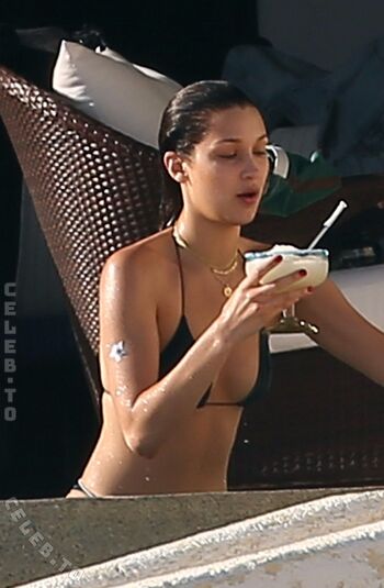Full leaked Bella hadid private photo
