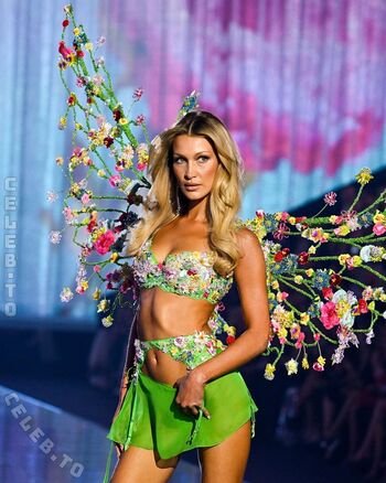 Full leaked Bella hadid private photo