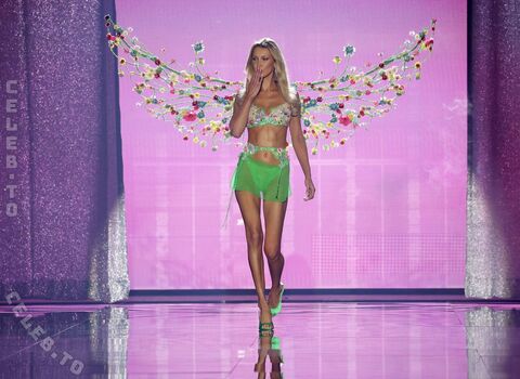 Full leaked Bella hadid private photo