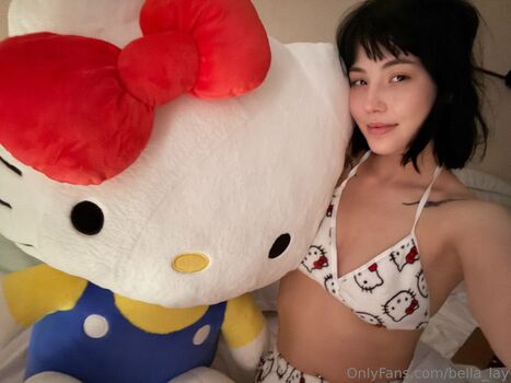 bella_lay