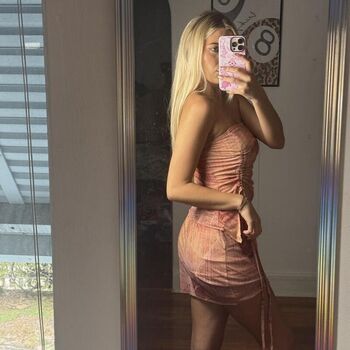 Full leaked Bella lyn private photo